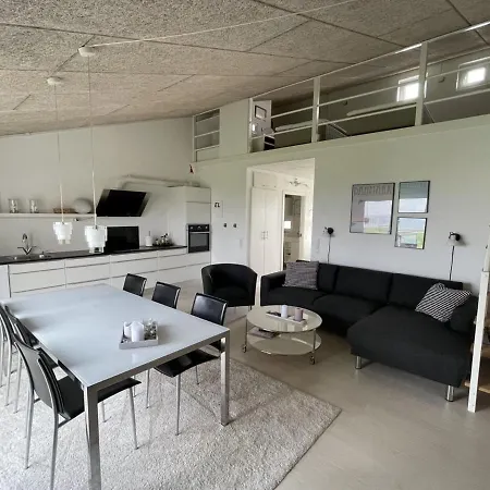Brod - 150m From The Sea In Nw Jutland By Interhome Appartamento